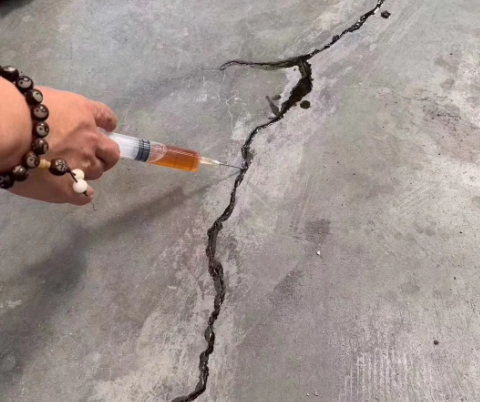 郑州混凝土裂缝修补技术详解​